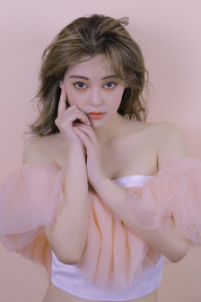美女大BXXXXN内射